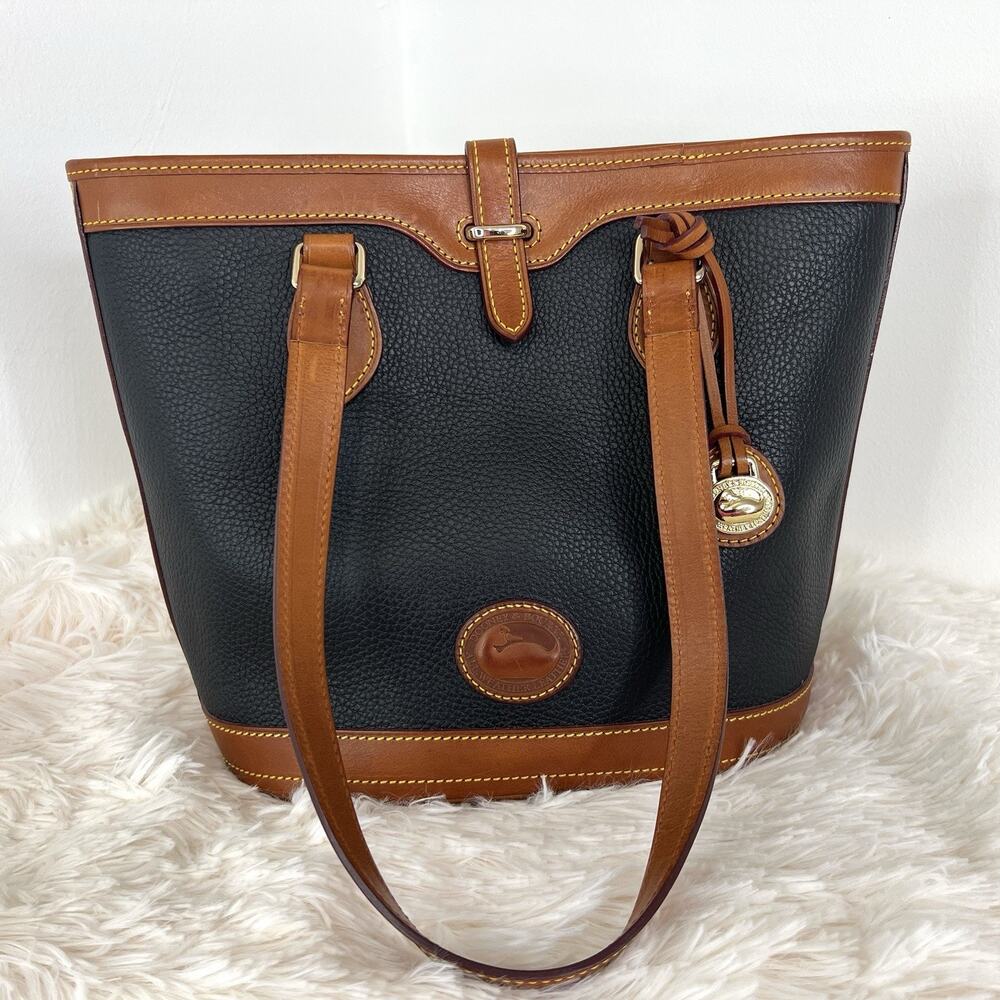 Dooney & Bourke All Weather Leather Black Tan Bucket Shoulder Bag Tote Purse AWL